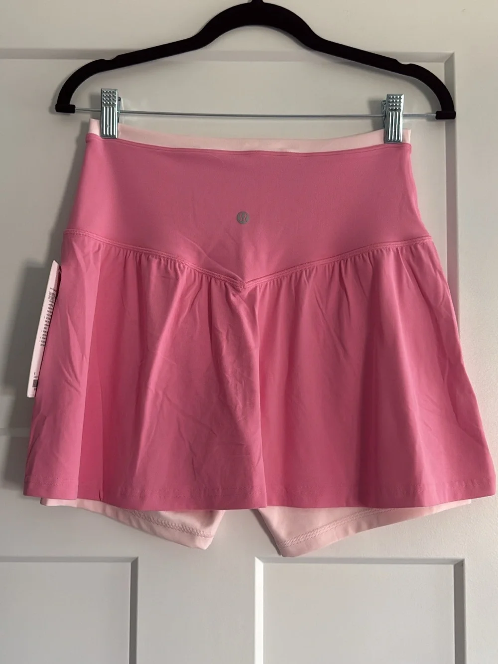lululemon Size 8 Align Side-Slit Tennis Skirt in Pink